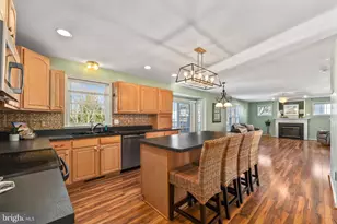 64 Walnut Farms Pkwy, Fredericksburg, VA 22405 - Photo 11