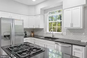 34 Westhampton Ct, Stafford, VA 22554 - Photo 11