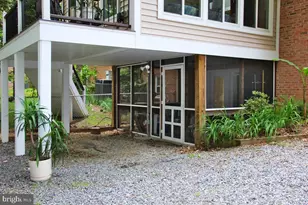 813 Spring Valley Dr, Fredericksburg, VA 22405 - Photo 1