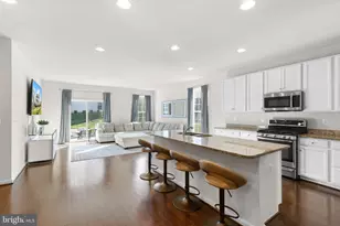 220 Almond Dr, Stafford, VA 22554 - Photo 9