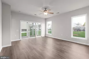 40 Legend Dr, Fredericksburg, VA 22406 - Photo 15