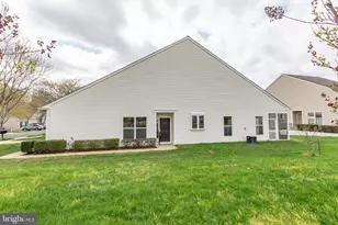 40 Legend Dr, Fredericksburg, VA 22406 - Photo 35