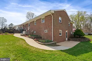 910 Carol Ln, Fredericksburg, VA 22405 - Photo 55