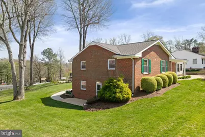 910 Carol Lane, Fredericksburg, VA 22405 - Photo 3