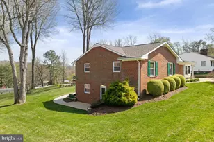 910 Carol Ln, Fredericksburg, VA 22405 - Photo 3