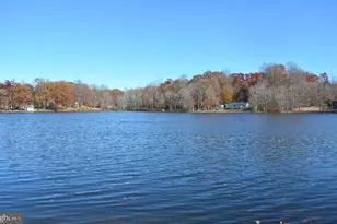 1070 Lakeview Dr, Stafford, VA 22556 - Photo 5