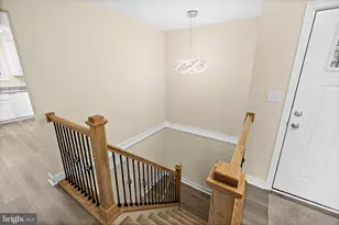 1070 Lakeview Dr, Stafford, VA 22556 - Photo 9