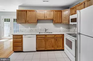 316 Surry Ln, Stafford, VA 22556 - Photo 13