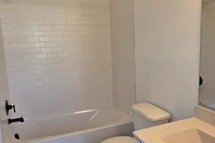 1152 Broad Lk Dr, Fredericksburg, VA 22406 - Photo 9