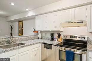 102 Chesterfield Ln, Stafford, VA 22556 - Photo 13