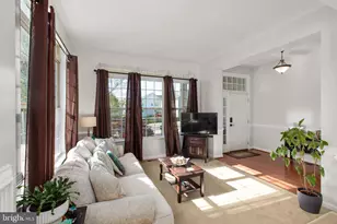 37 Manorwood Dr, Fredericksburg, VA 22406 - Photo 11