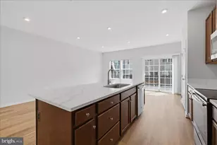 311 Landing Dr, Fredericksburg, VA 22405 - Photo 9