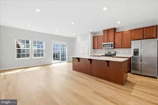 311 Landing Dr, Fredericksburg, VA 22405 - Photo 5