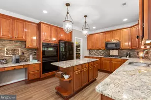 129 Brush Everard Ct, Stafford, VA 22554 - Photo 3
