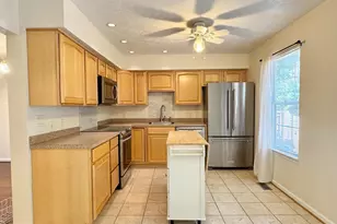 105 Staunton Ct, Stafford, VA 22554 - Photo 3