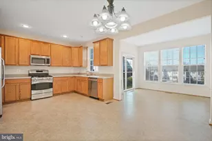 111 Macon Dr, Stafford, VA 22554 - Photo 17