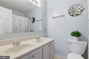 860 Hartwood Rd, Fredericksburg, VA 22406 - Photo 17