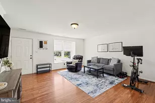 1717 Meadow Dr, Fredericksburg, VA 22405 - Photo 5