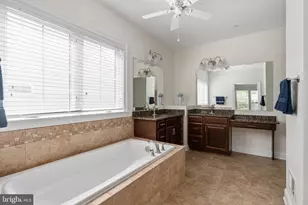 53 Battery Point Dr, Fredericksburg, VA 22406 - Photo 41