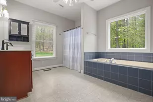 839 Queen Anne Dr, Fredericksburg, VA 22406 - Photo 47