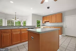 839 Queen Anne Dr, Fredericksburg, VA 22406 - Photo 31