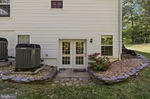 201 Gentle Breeze Cir, Fredericksburg, VA 22406 - Photo 61