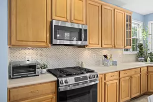 201 Gentle Breeze Cir, Fredericksburg, VA 22406 - Photo 27