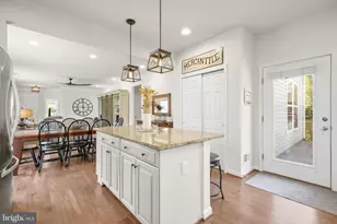 19 Point Bluff St, Fredericksburg, VA 22406 - Photo 15