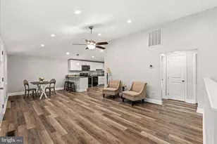 70 Hidden Lake Dr, Stafford, VA 22556 - Photo 7