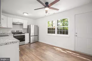 926 Bellows Ave, Fredericksburg, VA 22405 - Photo 5