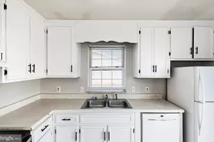 1929 Sierra Dr, Fredericksburg, VA 22405 - Photo 11
