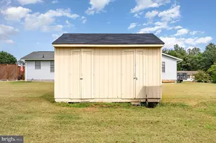 1929 Sierra Dr, Fredericksburg, VA 22405 - Photo 25