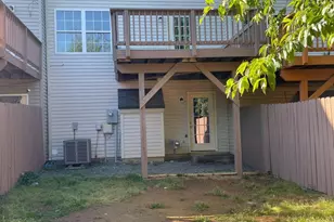 519 Clint Ln, Fredericksburg, VA 22405 - Photo 3