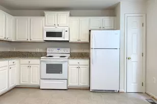 411 Independence Dr, Stafford, VA 22554 - Photo 3
