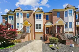905 Shaw Ct, Fredericksburg, VA 22405 - Photo 1