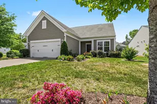 97 Battery Point Dr, Fredericksburg, VA 22406 - Photo 3