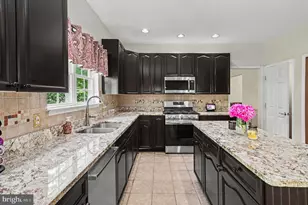 51 Basalt Dr, Fredericksburg, VA 22406 - Photo 5