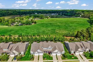 201 Long Point Dr, Fredericksburg, VA 22406 - Photo 3