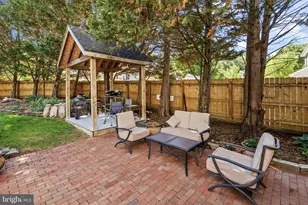 10 N Pointe Dr, Fredericksburg, VA 22405 - Photo 47