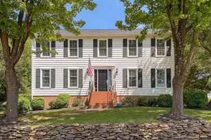 10 N Pointe Dr, Fredericksburg, VA 22405 - Photo 1