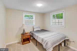 1047 Lakeview Dr, Stafford, VA 22556 - Photo 13