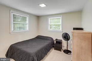 1047 Lakeview Dr, Stafford, VA 22556 - Photo 11