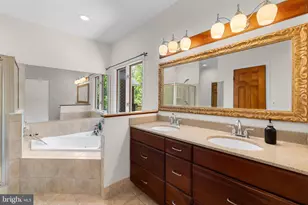 136 Holly Berry Rd, Fredericksburg, VA 22406 - Photo 15