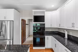 136 Holly Berry Rd, Fredericksburg, VA 22406 - Photo 13