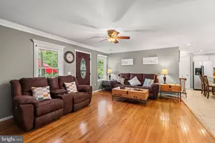 33 William and Mary Ln, Stafford, VA 22554 - Photo 5