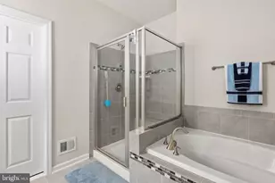 6036 Avery Pt Dr, Fredericksburg, VA 22406 - Photo 25