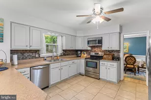 1207 Richmond Dr, Stafford, VA 22554 - Photo 13