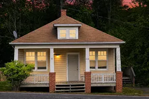268 Cambridge St, Fredericksburg, VA 22405 - Photo 3