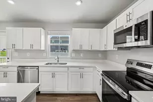 1813 Creek Bottom Pl, Stafford, VA 22554 - Photo 5