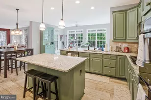 15 Burke Dr, Fredericksburg, VA 22406 - Photo 9